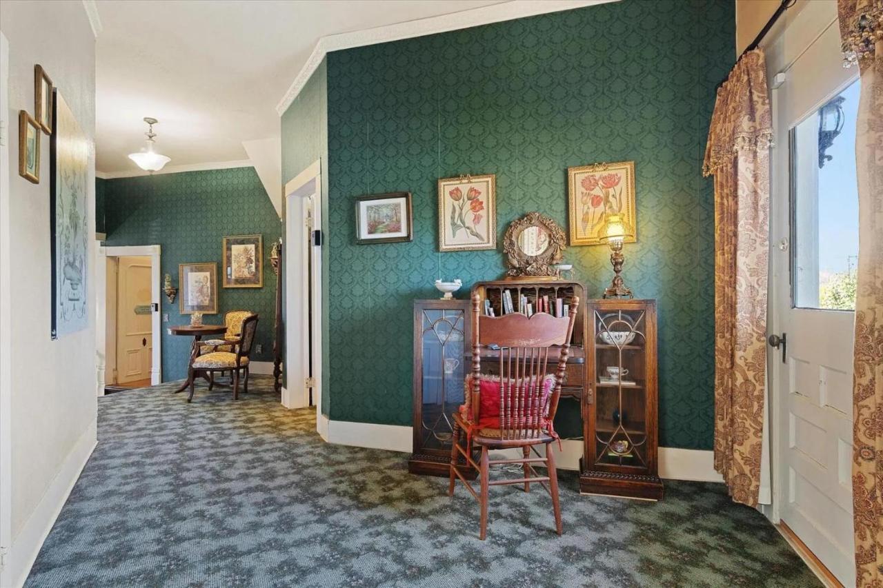 Four Winds Victorian Venue & Suites Bonham Exteriér fotografie