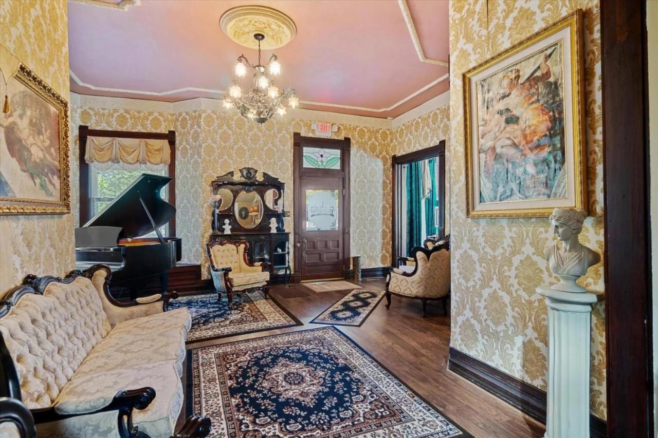 Four Winds Victorian Venue & Suites Bonham Exteriér fotografie