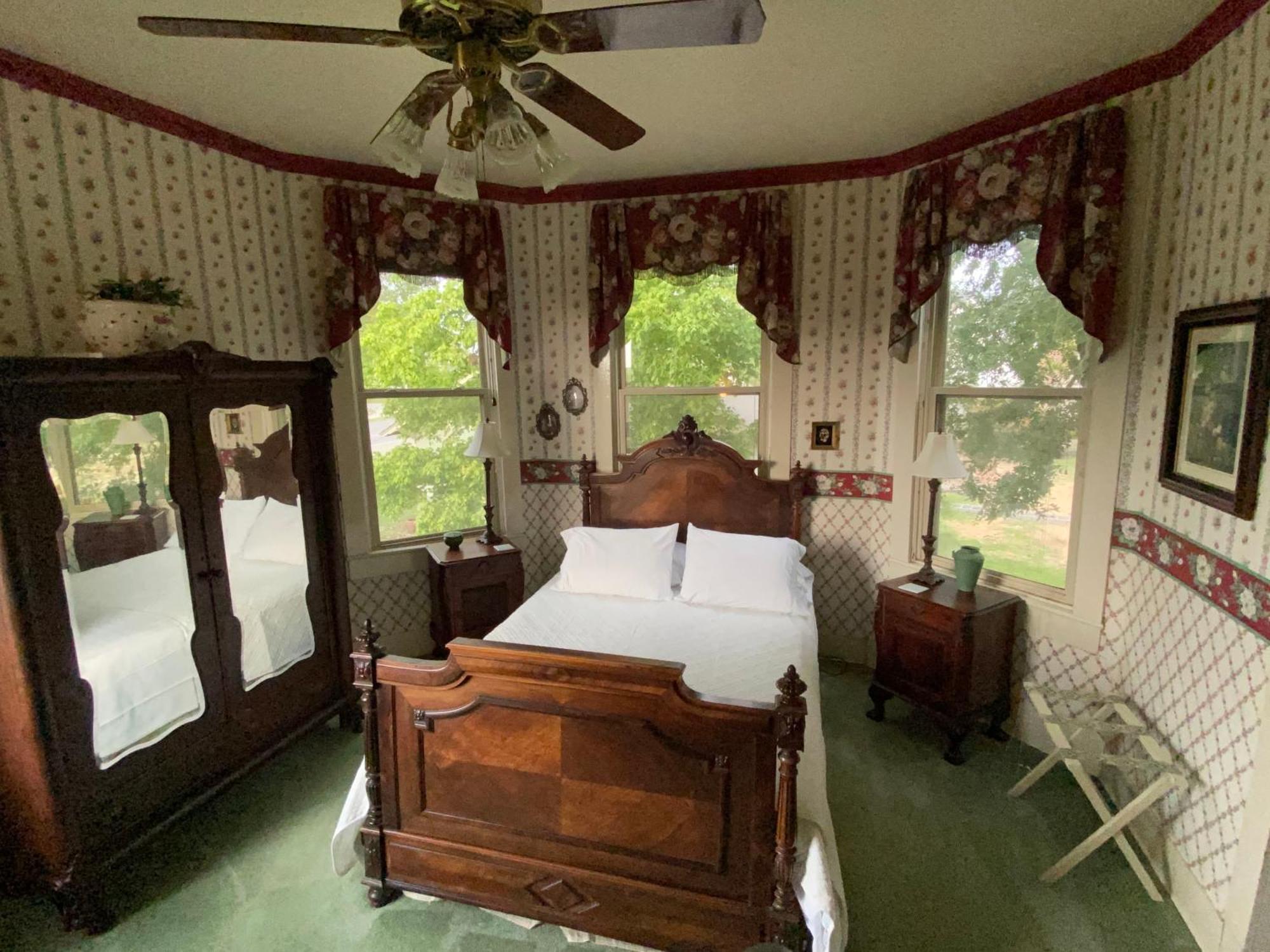 Four Winds Victorian Venue & Suites Bonham Exteriér fotografie